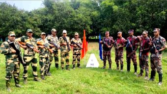 কাঁটাতারের বেড়া দেওয়ার চেষ্টা বিএসএফের, বিজিবির বাধা